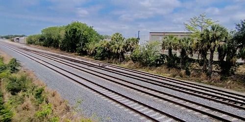 Diffusion en direct du chemin de fer de Floride Webcam - Cocoa