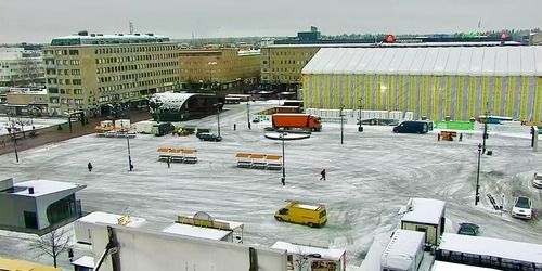 Einkaufszentrum Iso Myy. Kneipenspiel Joensuu. Marktplatz Webcam