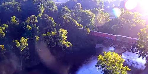 Eisenbahnbrücke über den Muskegon River Webcam - Grand Rapids