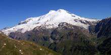 Atemberaubende Aussicht auf den Mount Elbrus Webcam - Kislowodsk