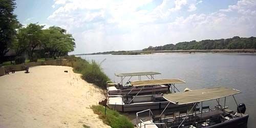 Hakusembe Lodge sur la rivière Okavango Webcam