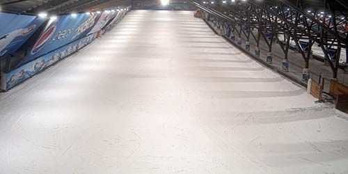 Complesso di ghiaccio indoor SnowWorld a Zuttermeer... Webcam