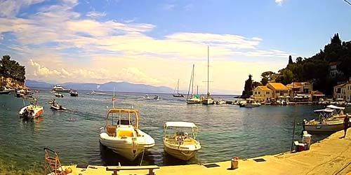 Ein Pier in einer wunderschönen Bucht auf der Insel Paxos Webcam