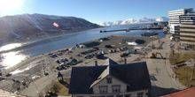 Porto marittimo, vista sulle montagne Webcam - Tromsø