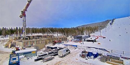 Glacier Express et construction d'un nouvel hôtel Levi Webcam