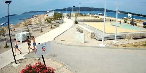 Strand im Dorf Brodarica Webcam