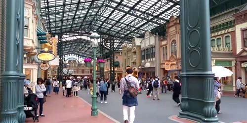 Tour virtuale a piedi di Tokyo Disneyland Webcam